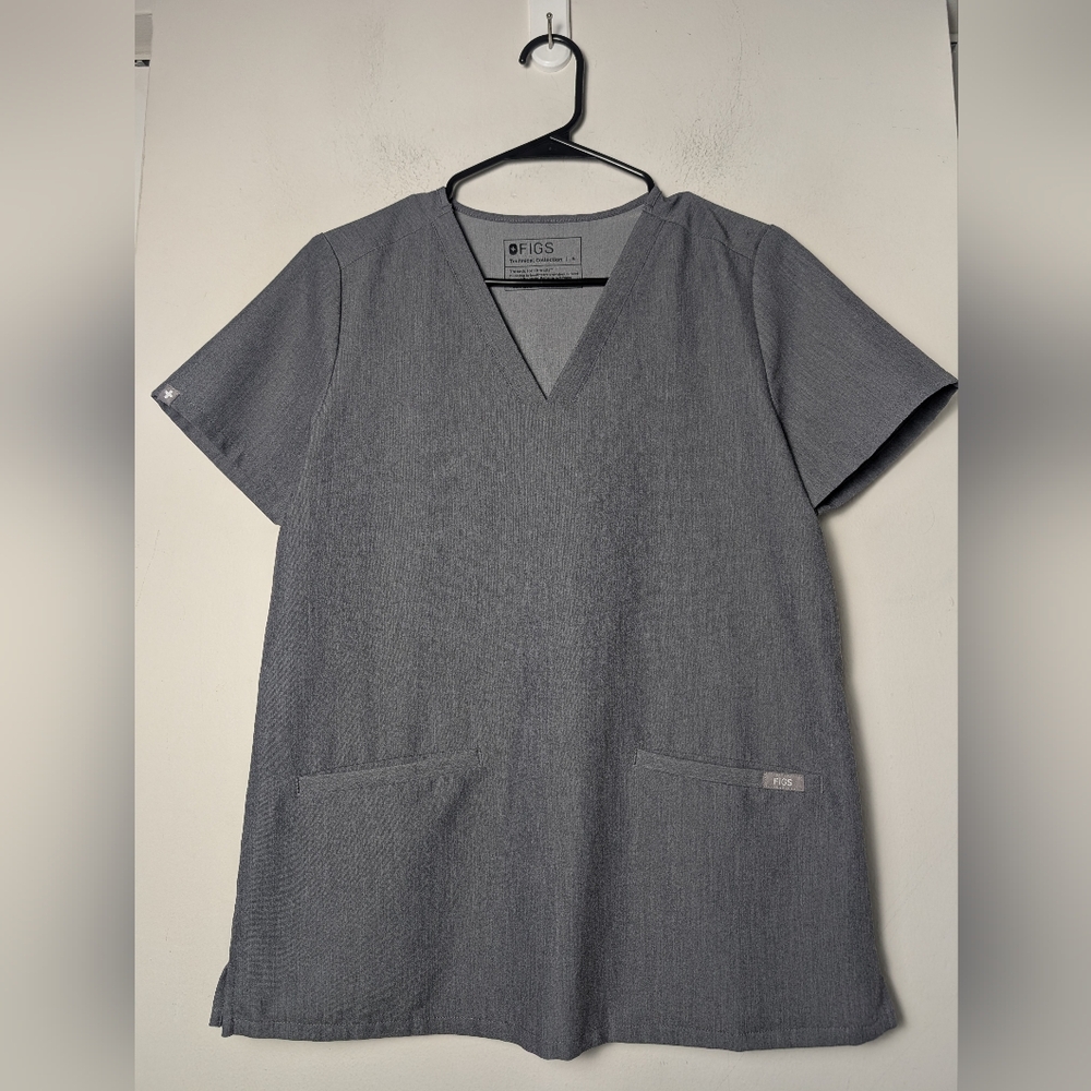 Figs Gray Scrub Top PO# 2453 Short Sleeve V Neck Sz S